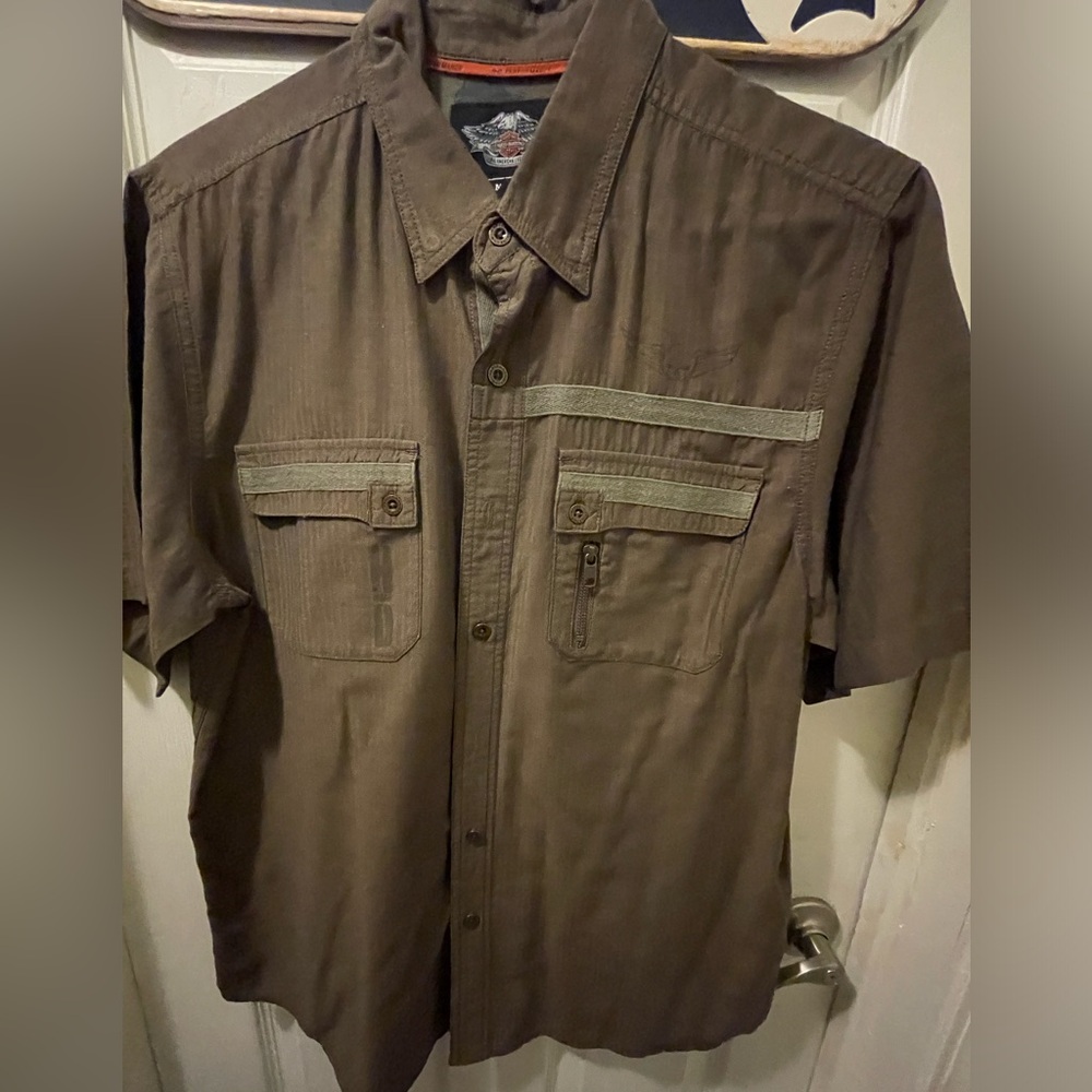 Men’s large Harley Davidson shirt